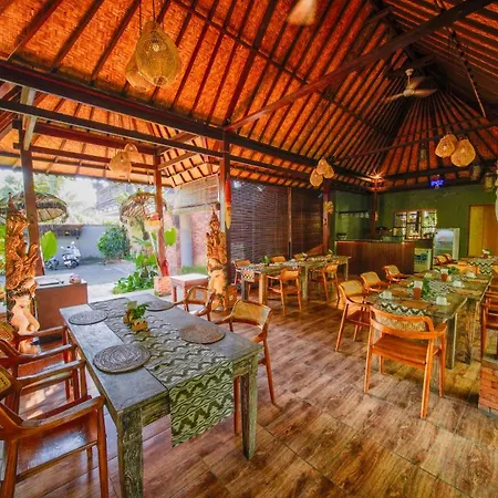 庞多马萨乌布旅馆